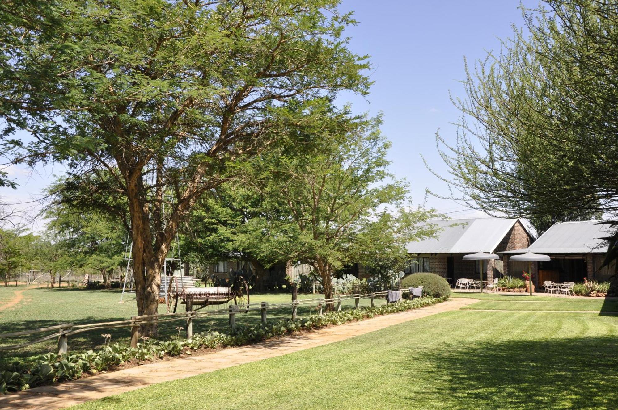Grincourt B&B- With No Load Shedding ポロクワネ エクステリア 写真